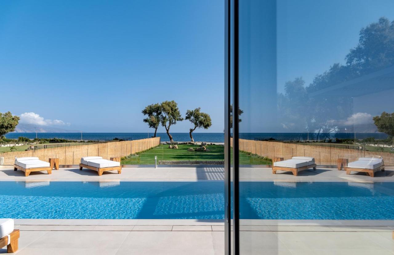 Artemis Seafront Villa, An Evanescence Sea Retreat, By Thinkvilla Тавронітіс Екстер'єр фото